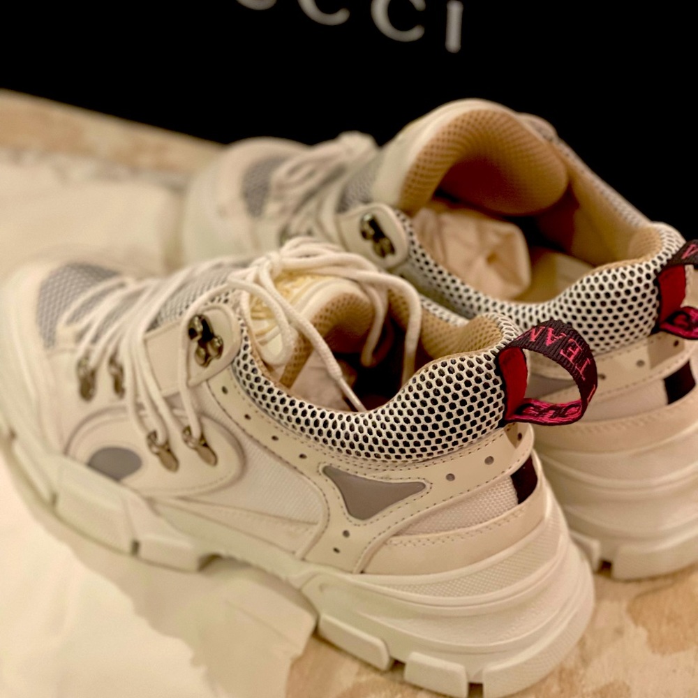 New Gucci Flashtrek white